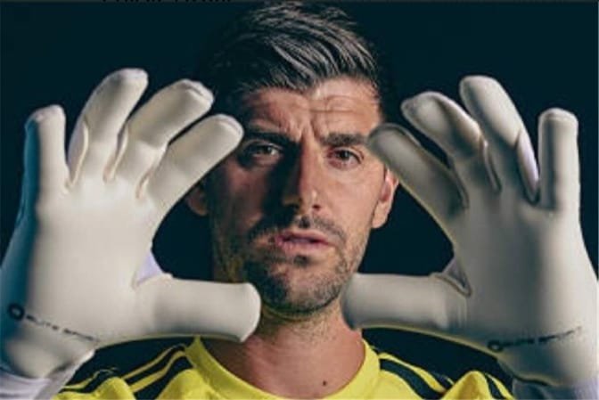 Thibaut Courtois Speaks Out on Referees, Negreira Case, Ballon d’Or, and Manchester City Sanctions